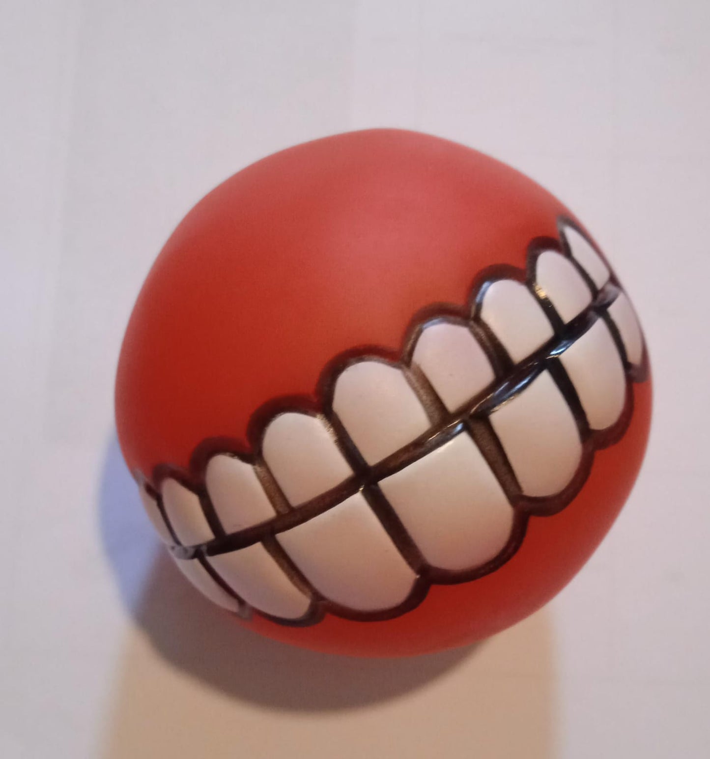 PELOTA DENTADURA CON CHIFLE